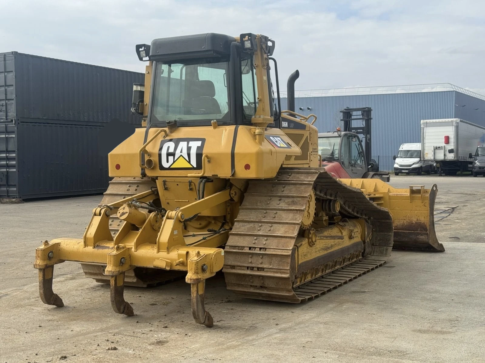 Булдозер Cat D6N LGP САМО 4700 ЧАСА ЛИЗИНГ, снимка 10 - Индустриална техника - 54194751