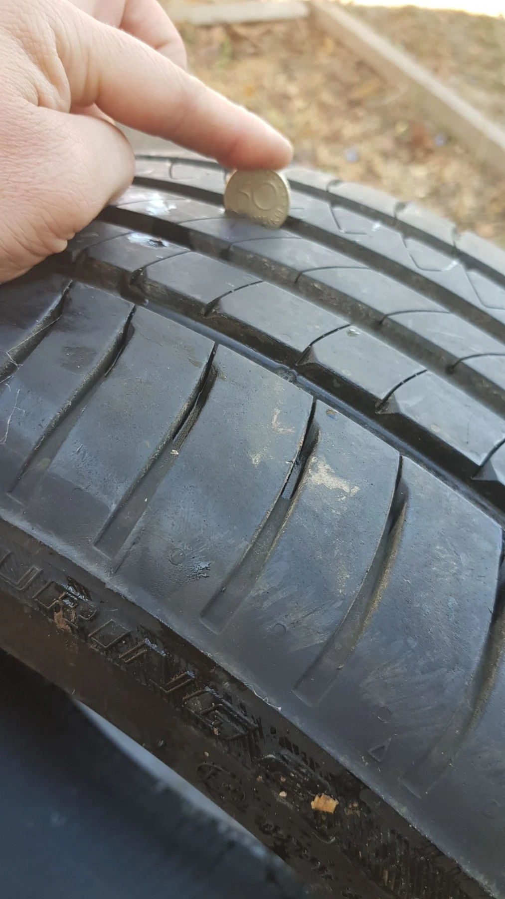 Гуми Летни 245/40R18