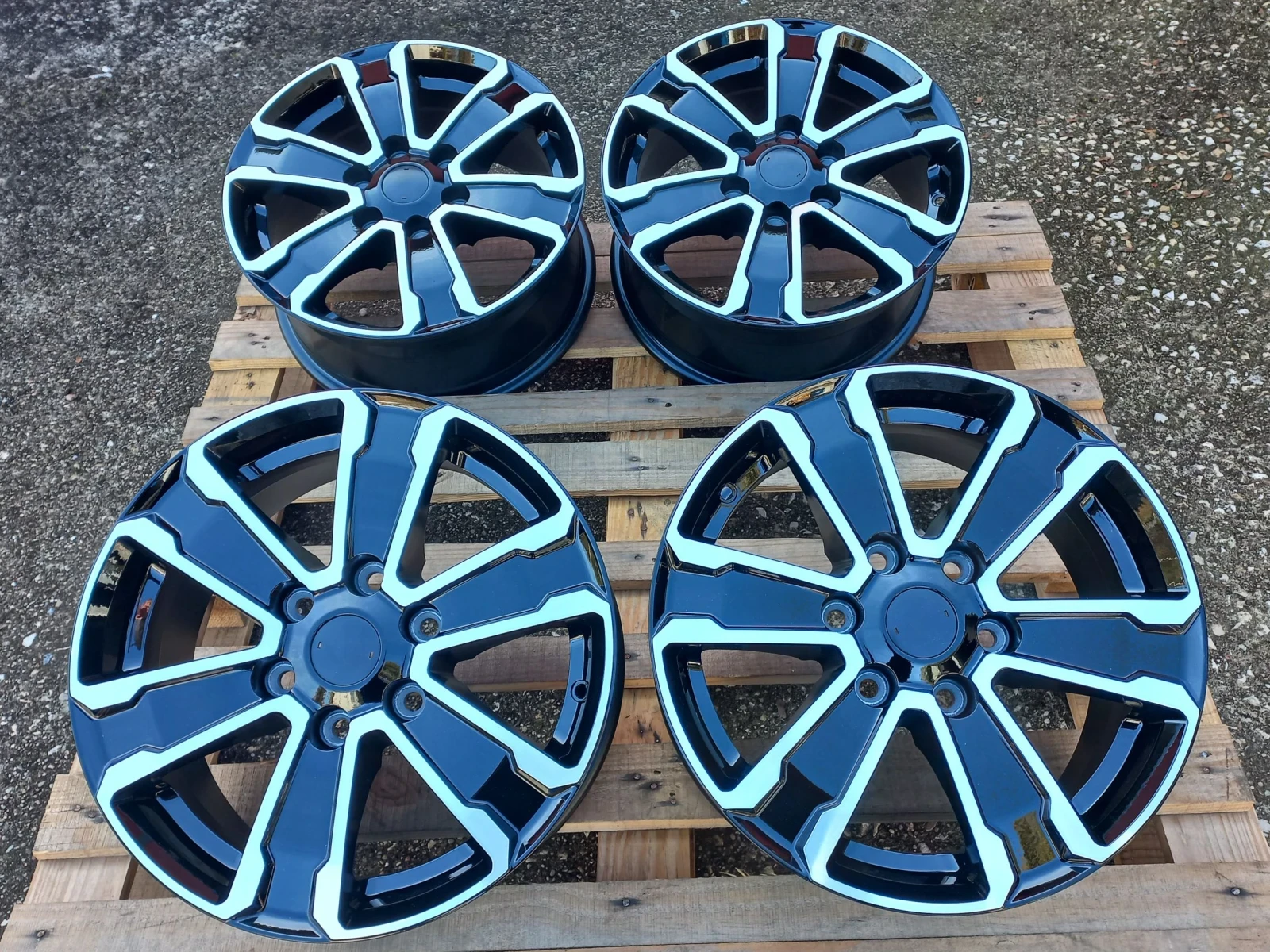 ������ �� Iveco | Mobile.bg � ����������� 9