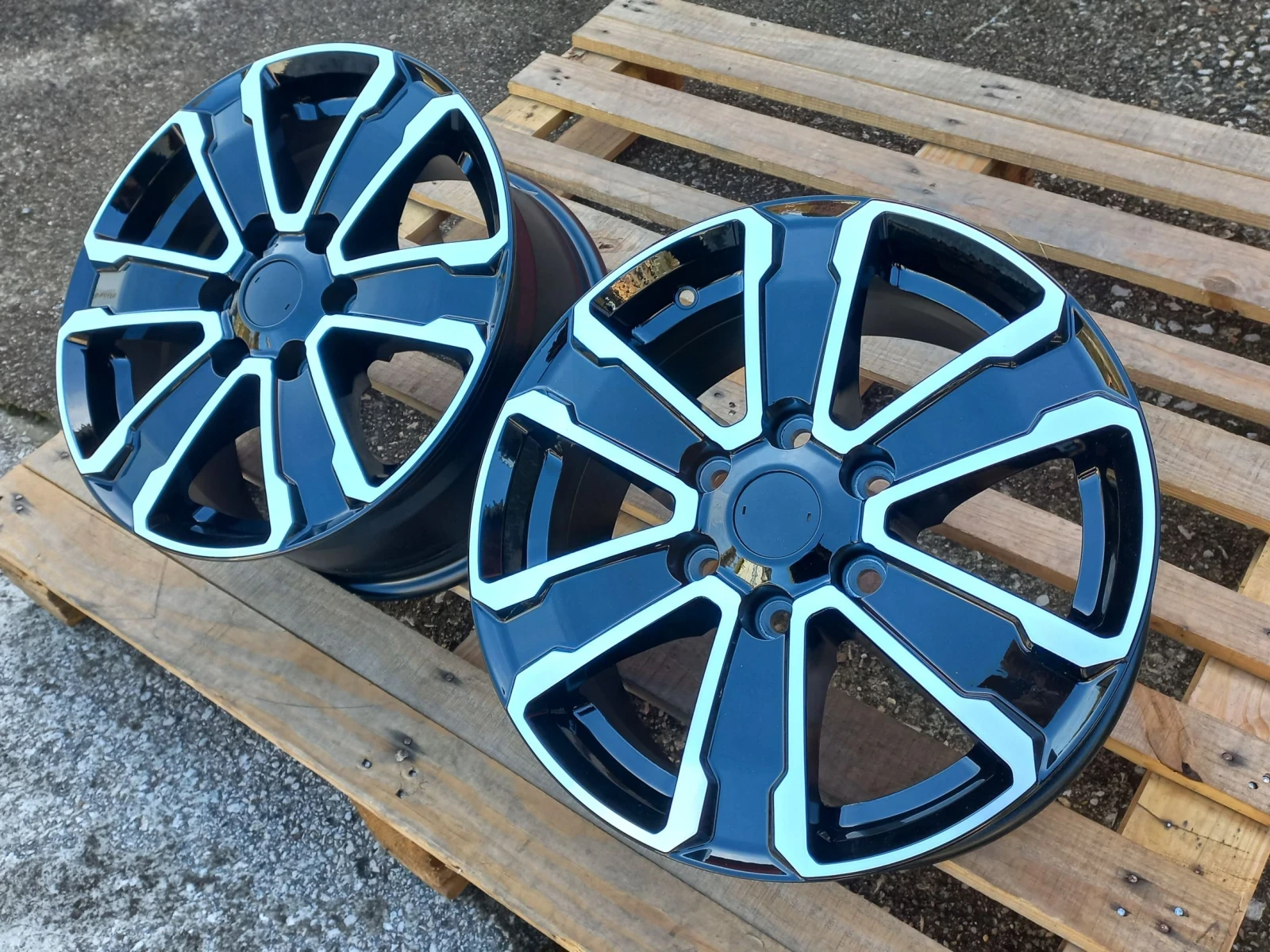 ������ �� Iveco | Mobile.bg � ����������� 4