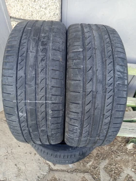 Гуми Летни 225/40R19, снимка 2 - Гуми и джанти - 52712136