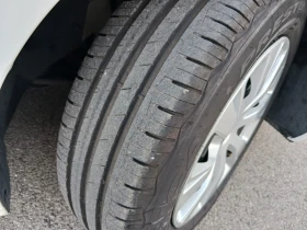 Peugeot 208 1.2 /70 000km, снимка 13