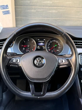 Обява за продажба на VW Passat BiTdi, Сервизна история ~25 990 лв. - изображение 9