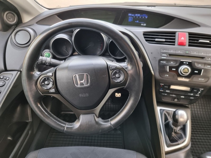 Honda Civic 1.4 V-TEC, снимка 17 - Автомобили и джипове - 45039462