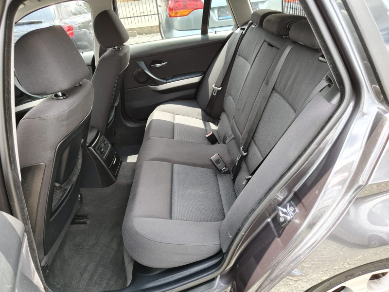 BMW 320 2.0D, снимка 11 - Автомобили и джипове - 51028278