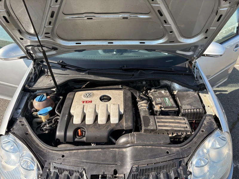 VW Golf, снимка 6 - Автомобили и джипове - 52216858