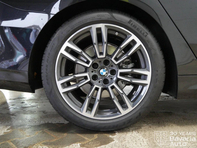 BMW 520 d xDrive Touring M Sport Paket Steptronic, снимка 10 - Автомобили и джипове - 52775437