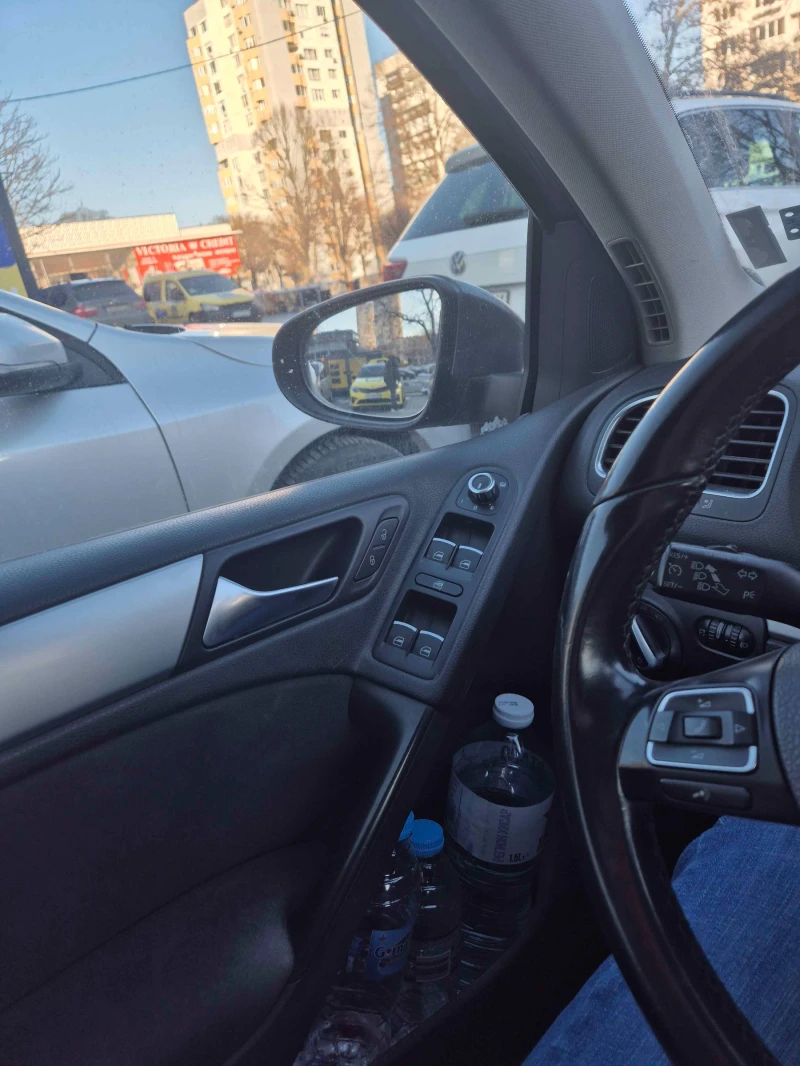 VW Golf Highline, снимка 8 - Автомобили и джипове - 53068370
