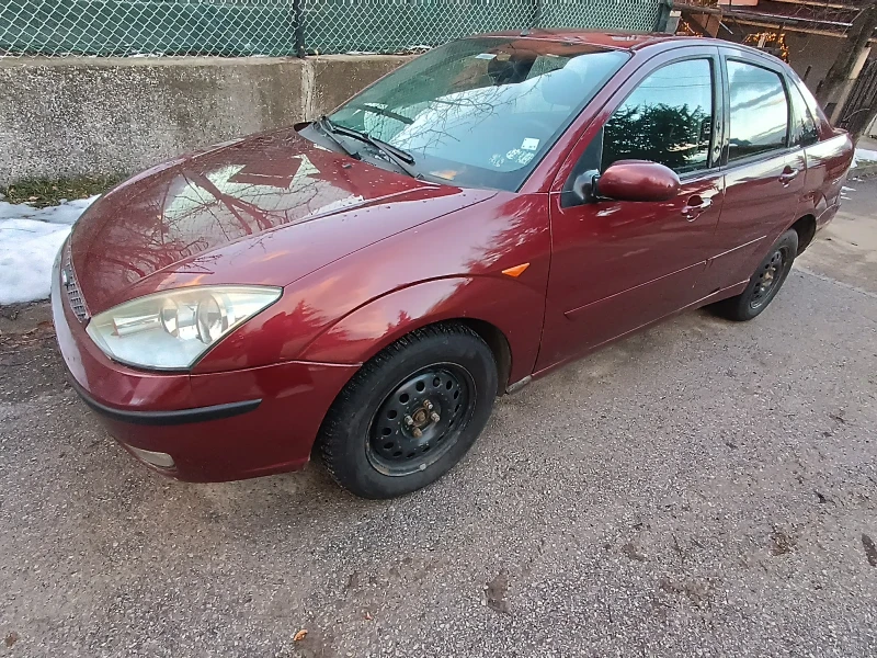Ford Focus 1.8 бензин, снимка 3 - Автомобили и джипове - 53224285