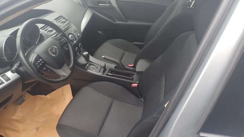 Mazda 3, снимка 5 - Автомобили и джипове - 53271768