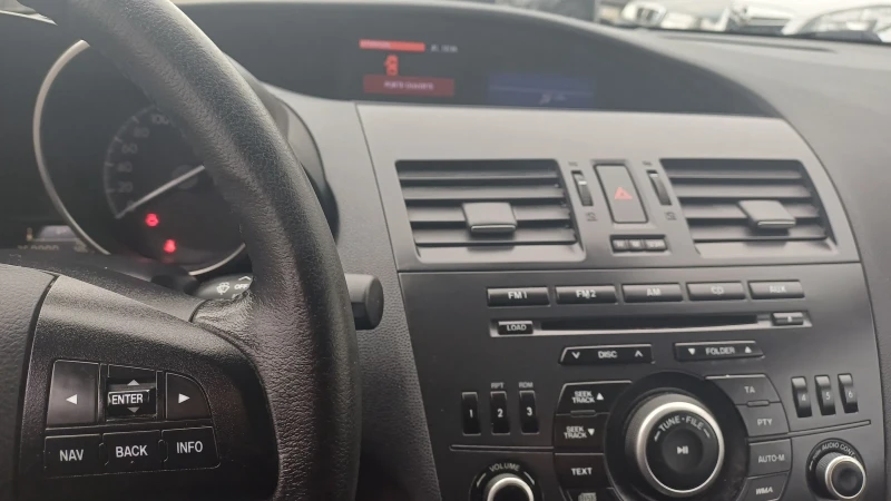 Mazda 3, снимка 6 - Автомобили и джипове - 53271768