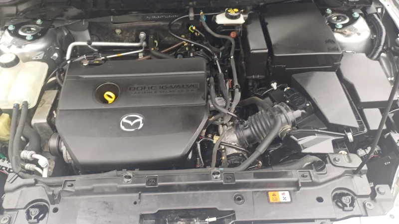 Mazda 3, снимка 8 - Автомобили и джипове - 53271768