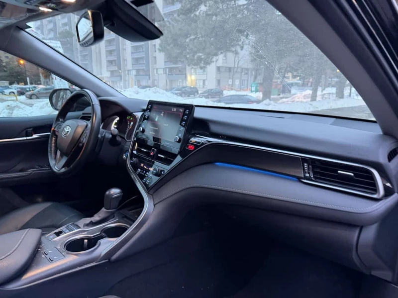 Toyota Camry Hybrid XSE  CARFAX, снимка 16 - Автомобили и джипове - 53512529