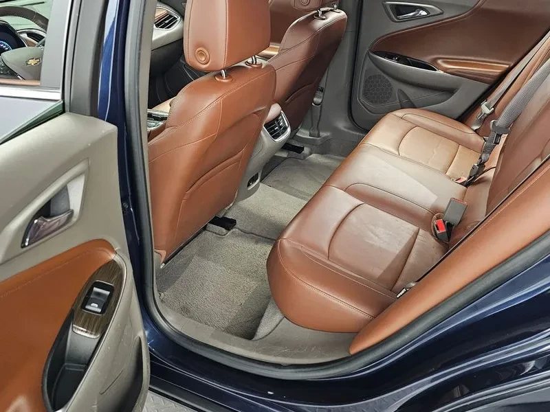 Chevrolet Malibu 1.5T , снимка 12 - Автомобили и джипове - 56162352