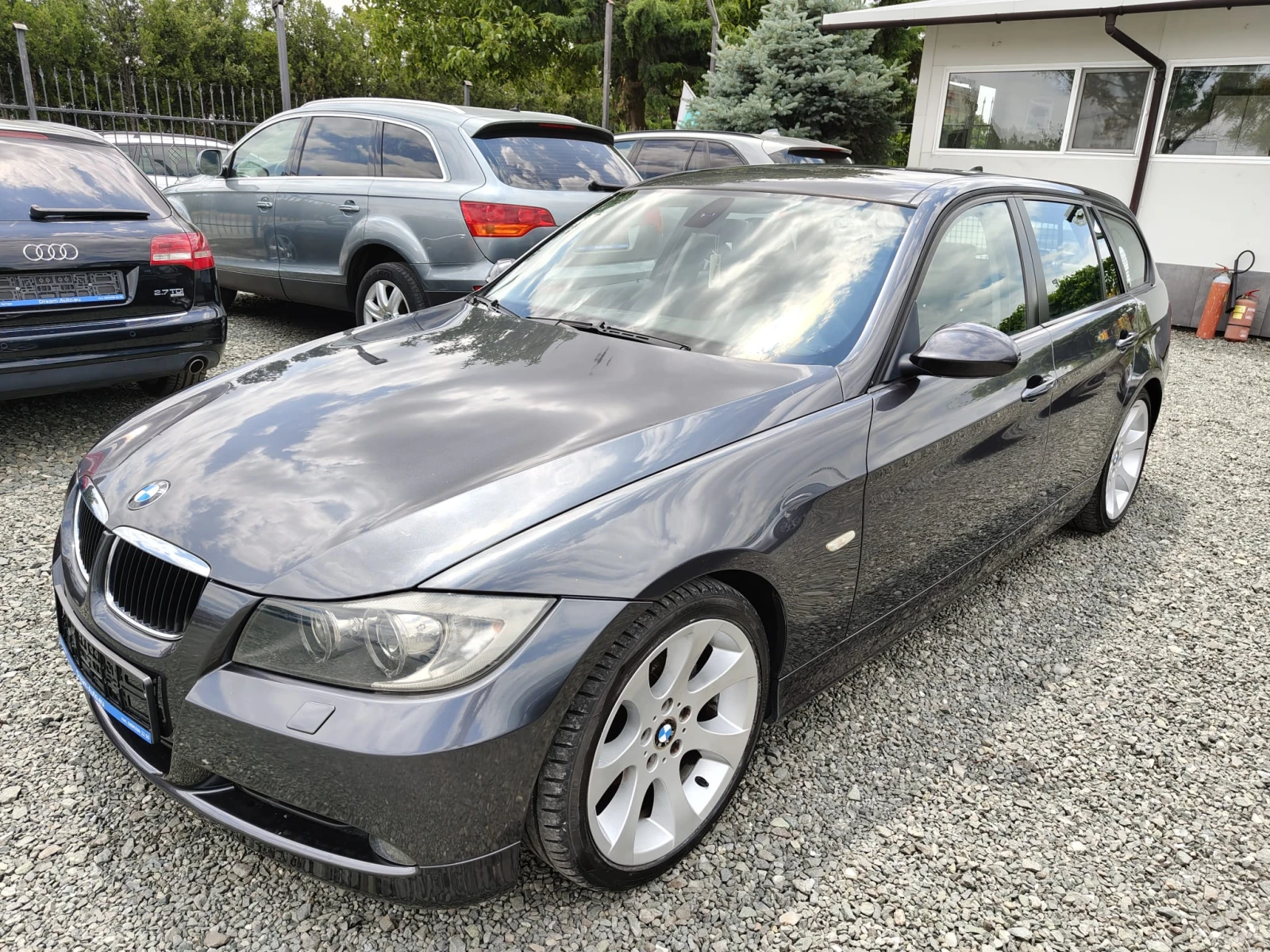 BMW 320 2.0D, снимка 1