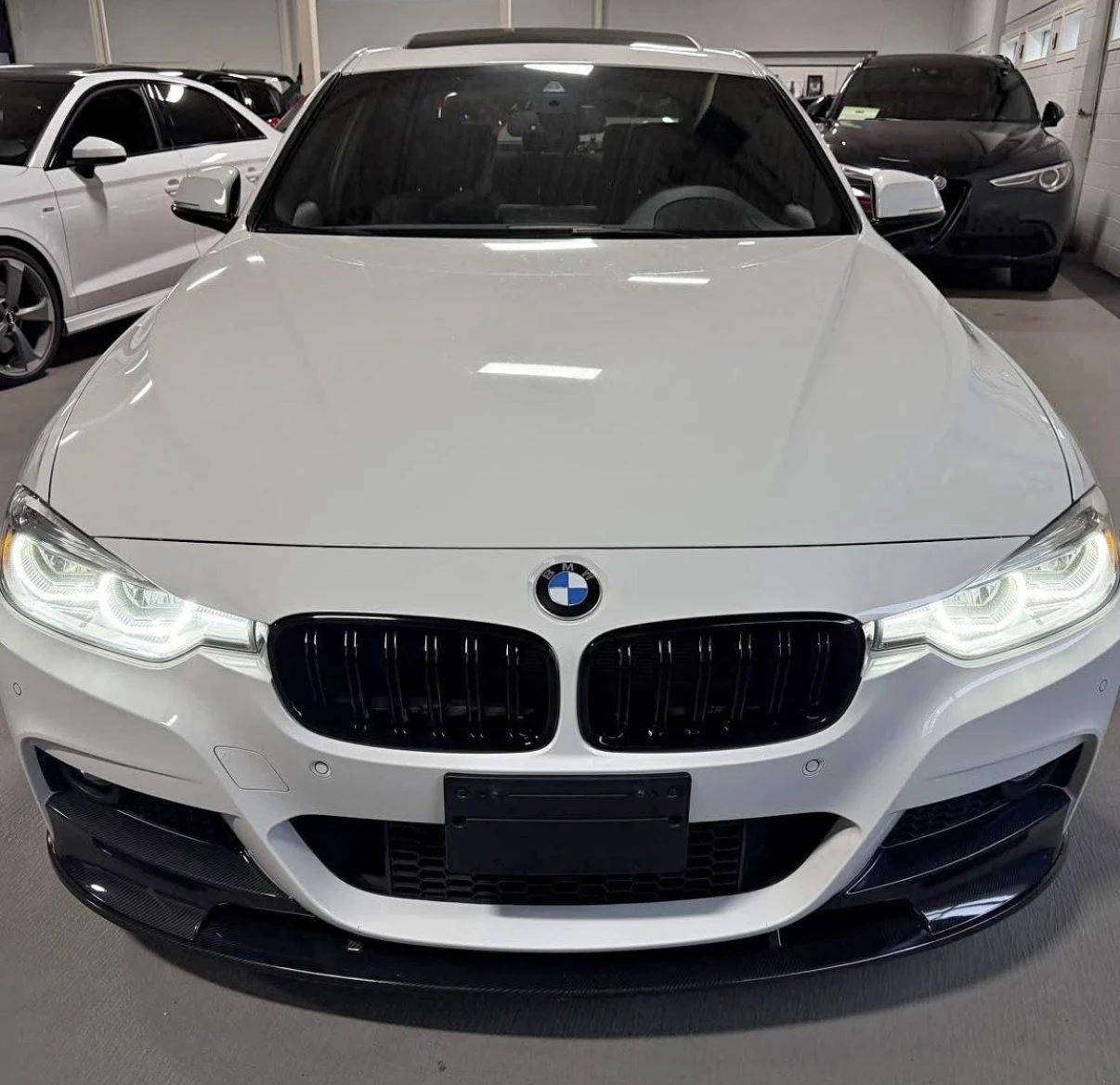 BMW 340 ONE OWNER * * CLEAN CARFAX * * АВТО КРЕДИТ * * , снимка 1