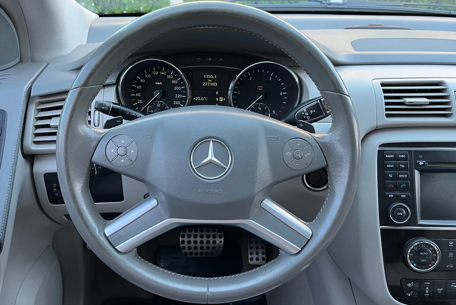 Mercedes-Benz R 320 Facelift LONG AMG Pack Подгрев/обдух/мемори - изображение 7