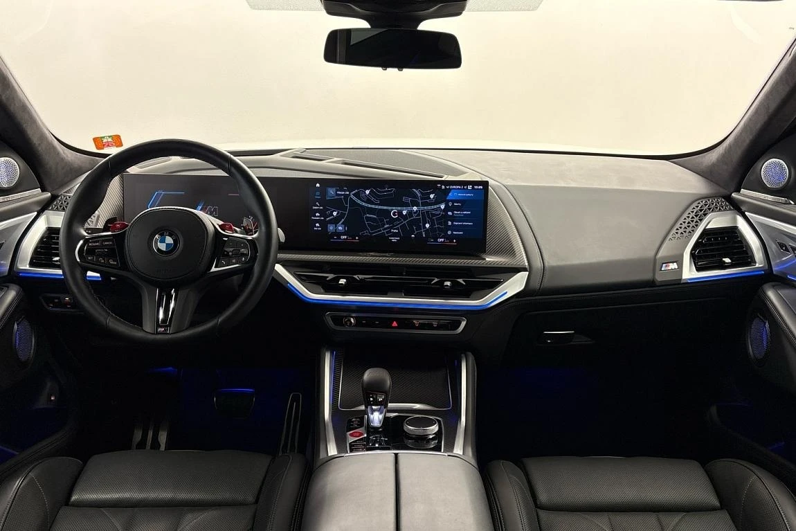 BMW XM Hybrid xDrive - изображение 6