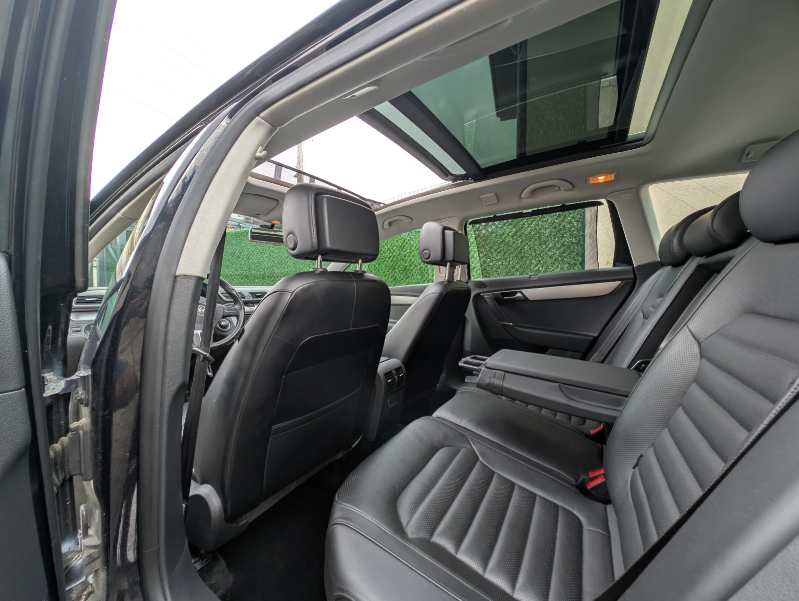 VW Passat 2.0TDI 170к.с.* 4х4* Highline* Подгрев* Обдухване - изображение 10