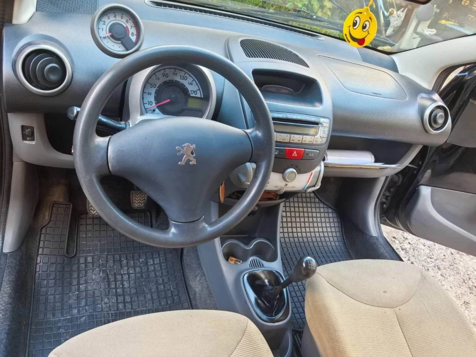 Peugeot 107 1.0i 68-PS КЛИМАТИК - изображение 6