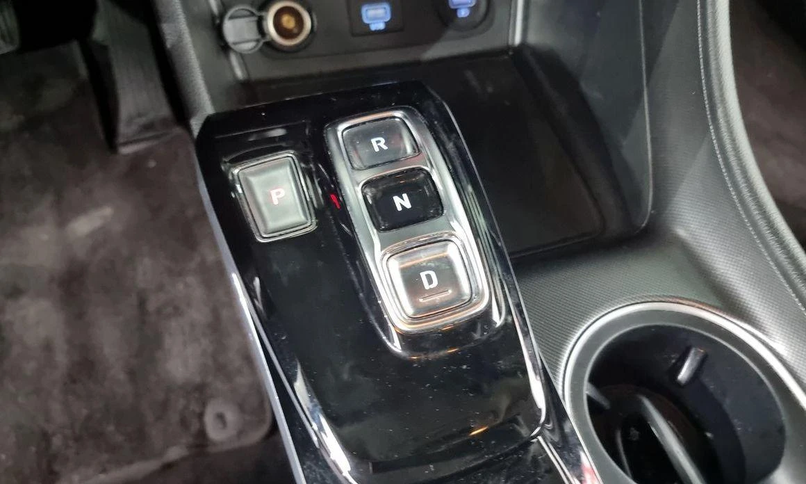 Hyundai Sonata 2.0 LPG Smart * НАЙ-ДОБРА ЦЕНА В БЪЛГАРИЯ*  - изображение 9