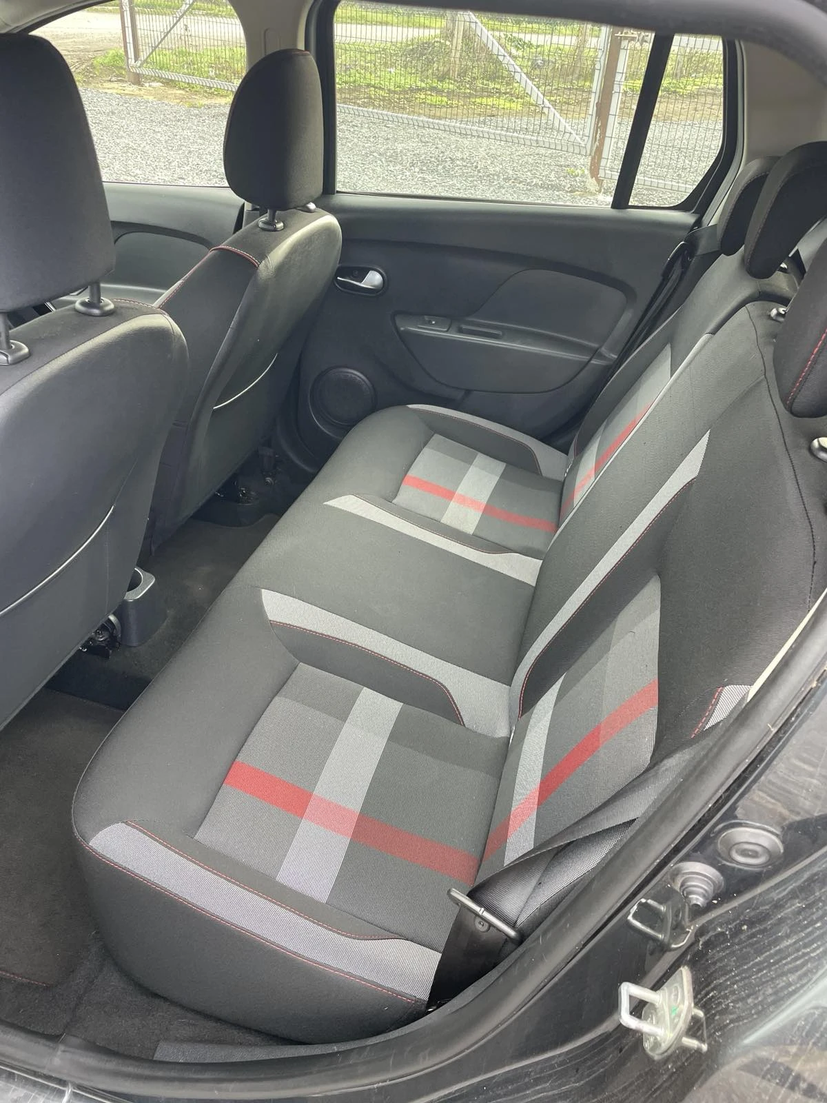 Dacia Logan 1.5 DCI STEPWAY - изображение 7