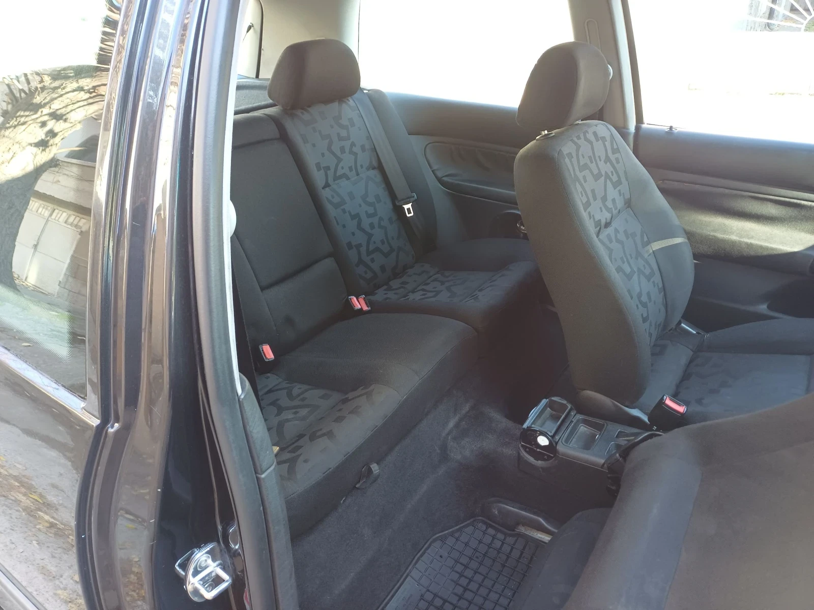 VW Golf 1.4i 16v - изображение 10