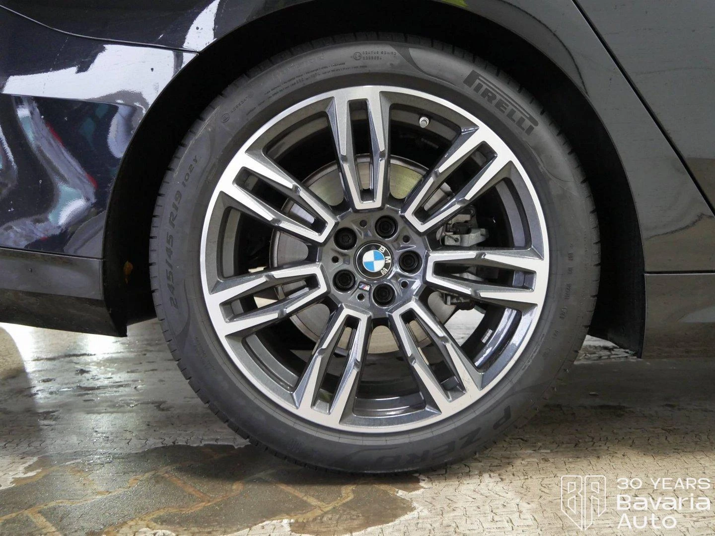 BMW 520 d xDrive Touring M Sport Paket Steptronic - изображение 10