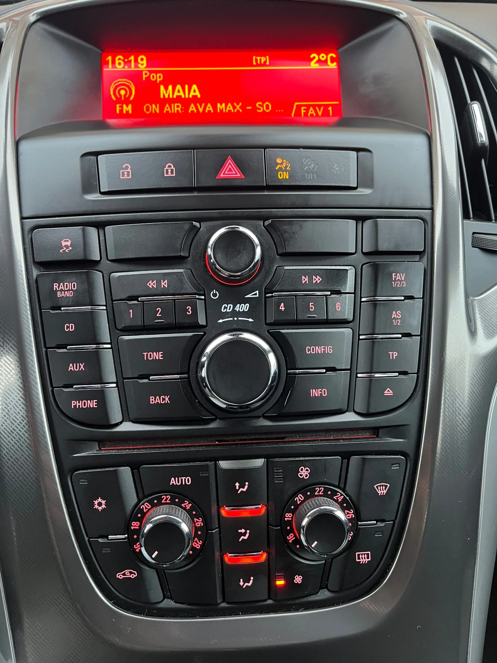 Opel Astra J Sports Tourer 1.7cdti 110кс. - изображение 6