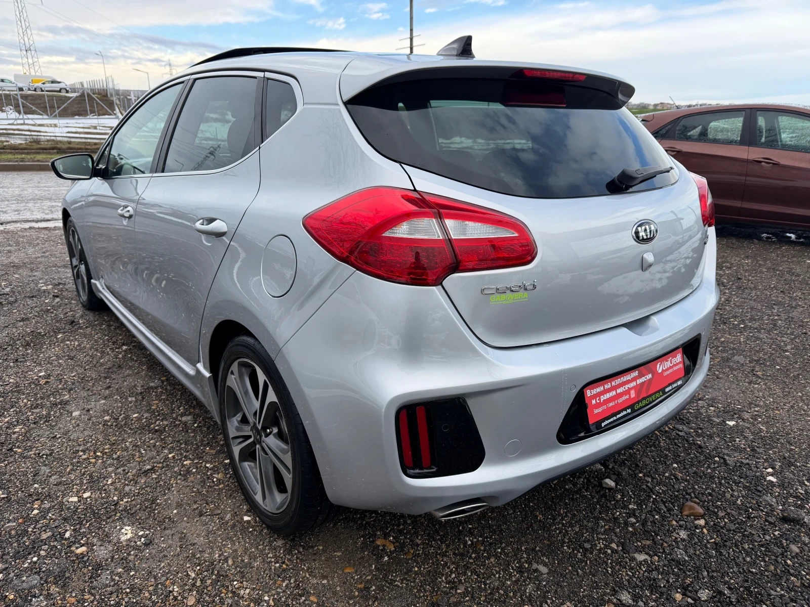 Kia Ceed GT-Line 1.6crdi 136кс. Ръчка 6-ск! Панорама! - изображение 4