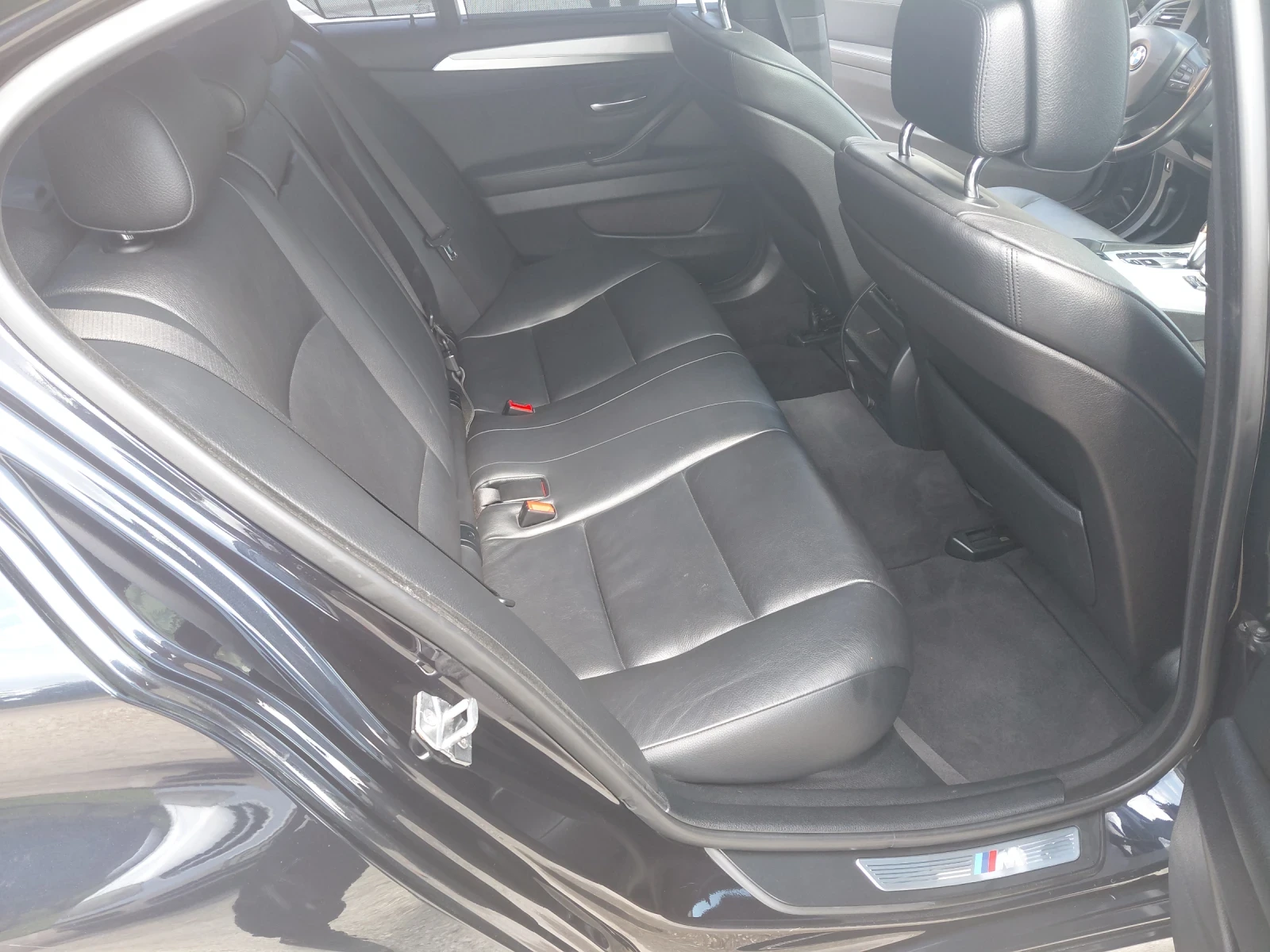 BMW 535 3.5i M-Pack, снимка 16 - Автомобили и джипове - 54039914
