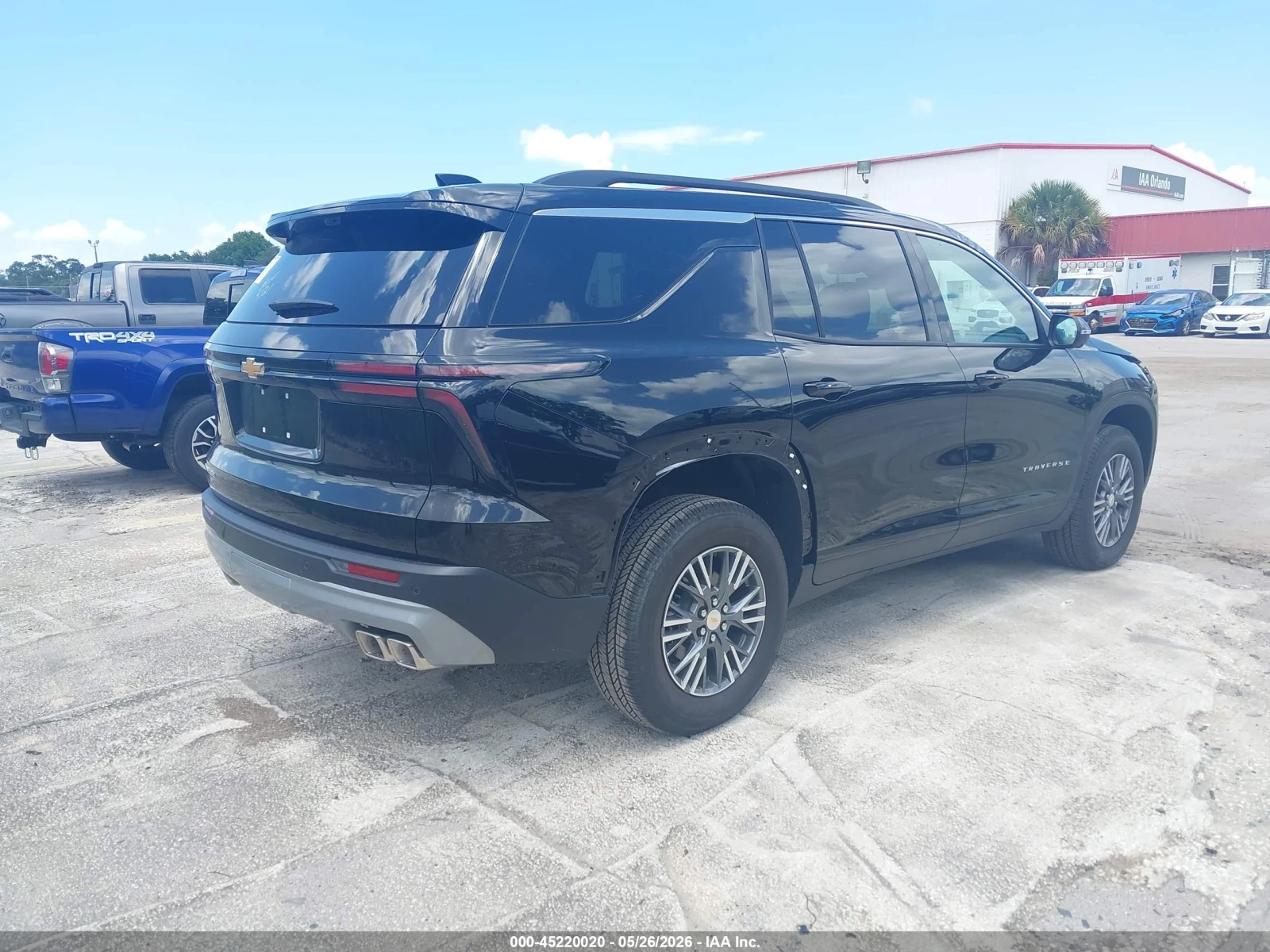 Chevrolet Traverse LT, снимка 4 - Автомобили и джипове - 54756430