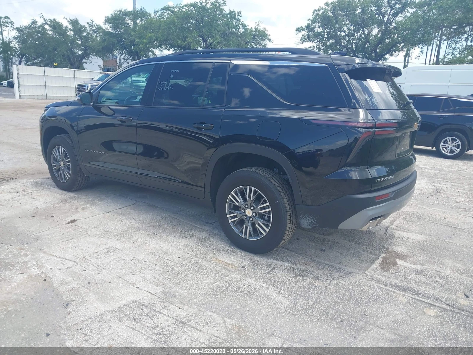 Chevrolet Traverse LT, снимка 3 - Автомобили и джипове - 54756430