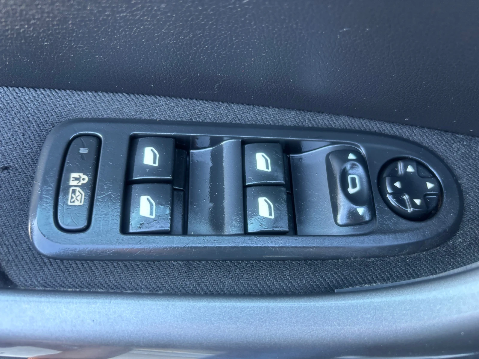 Peugeot 308 1, 6 ТУРБО БЕНЗИН НА ЧАСТИ, снимка 6 - Автомобили и джипове - 54846765