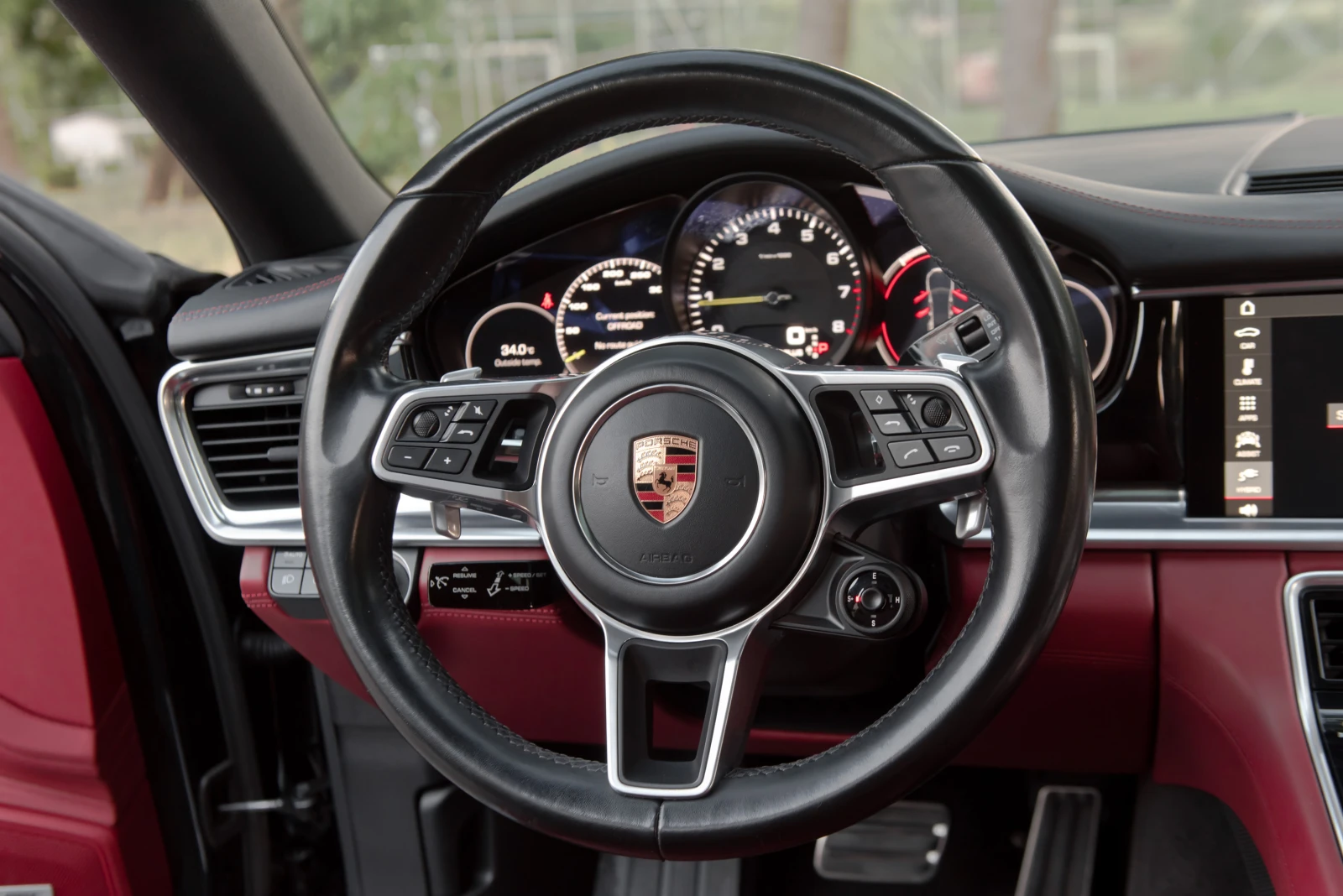 Porsche Panamera 4 E-Hybrid, снимка 11 - Автомобили и джипове - 55135098