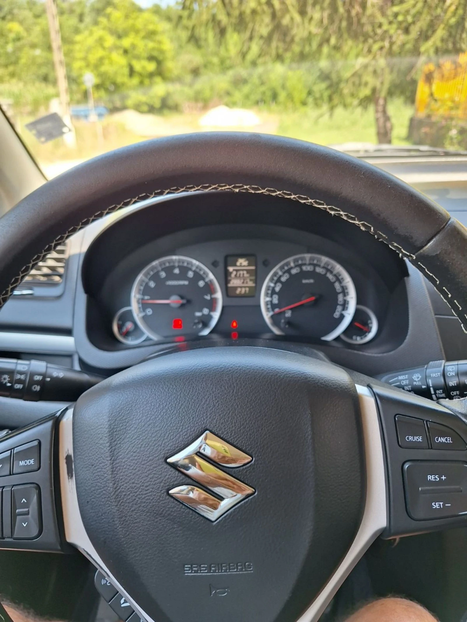 Suzuki Swift  4х4 Газов Инжекцион, снимка 10 - Автомобили и джипове - 55221202