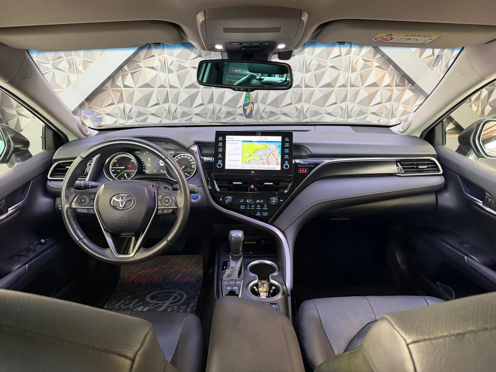 Toyota Camry 2.5 HYBRID 4WD * HEAD UP * 360 ������ * �������� | Mobile.bg � ����������� 7