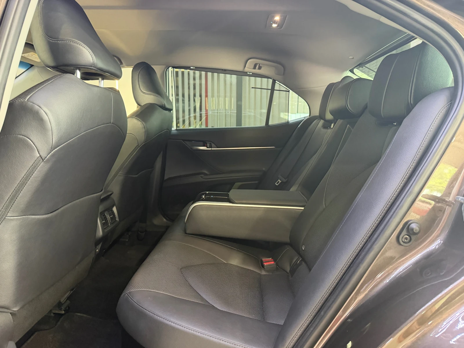 Toyota Camry 2.5 HYBRID 4WD * HEAD UP * 360 ������ * �������� | Mobile.bg � ����������� 5