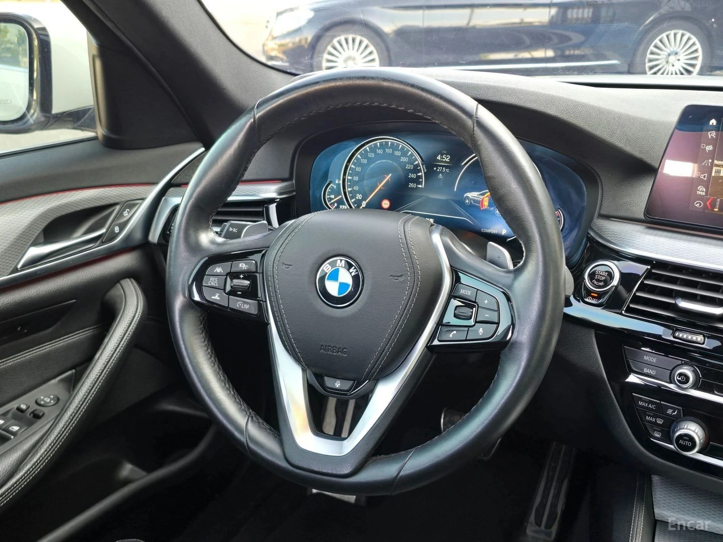 BMW 530 XDRIVE* M SPORT* КОЖА* ОБДУХВ* ПАНО* MEMORY* HUD, снимка 10 - Автомобили и джипове - 55503404