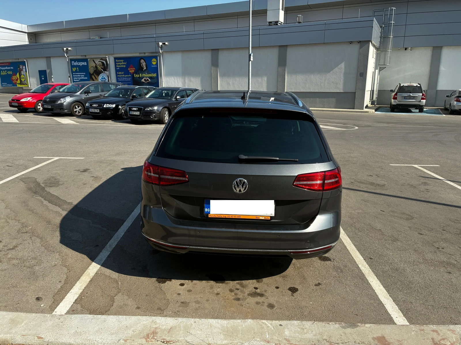 VW Passat B8, снимка 4 - Автомобили и джипове - 55770963