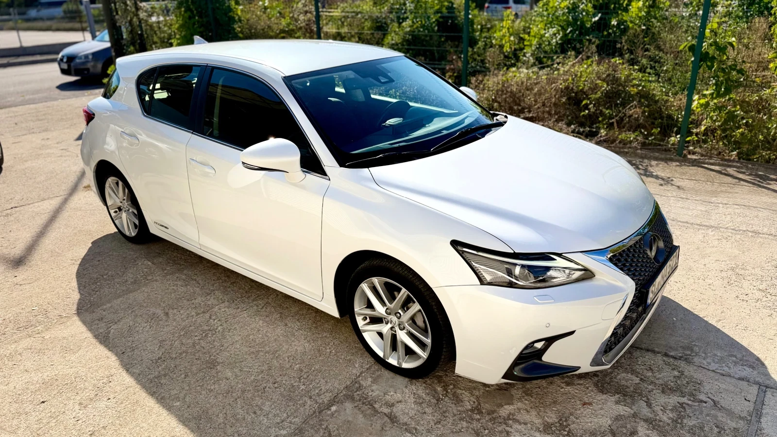Lexus CT 200h Executive Hybrid, снимка 5 - Автомобили и джипове - 56250013