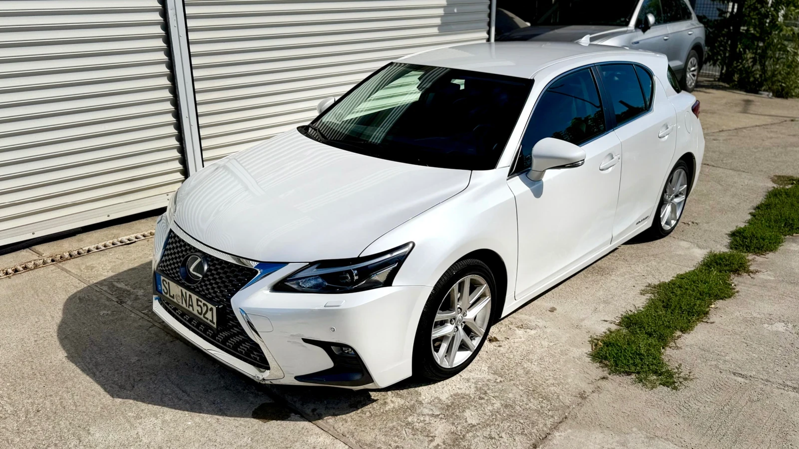 Lexus CT 200h Executive Hybrid, снимка 3 - Автомобили и джипове - 56210172