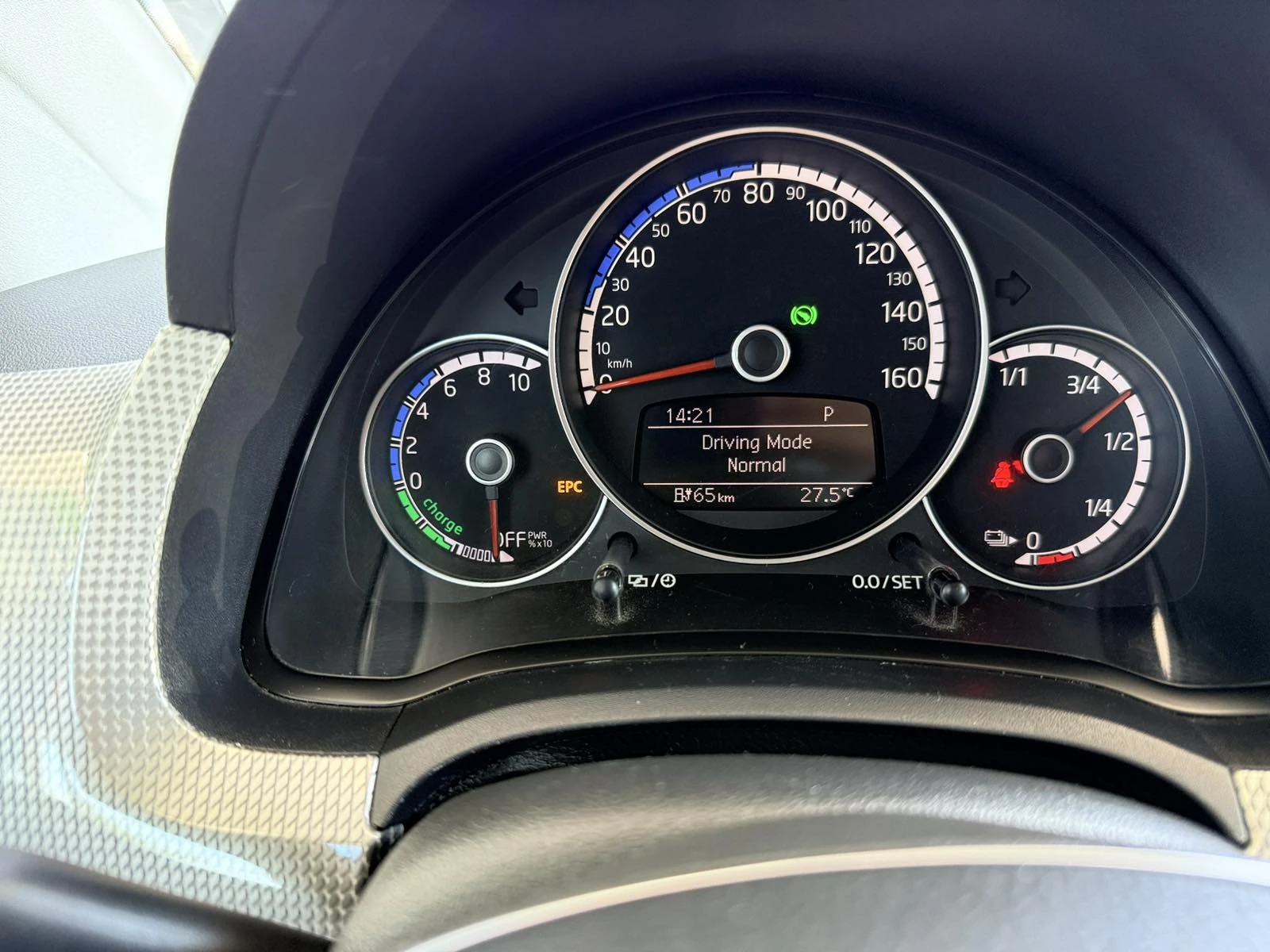 VW Up e-UP 82 к.с. 18.7 kWh., снимка 9 - Автомобили и джипове - 56253453