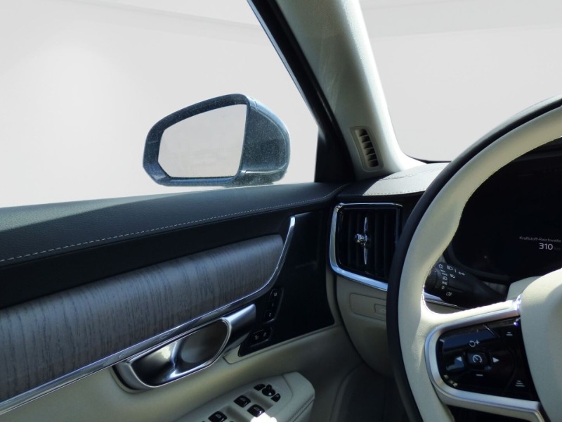 Volvo V90 B4 = Plus Bright= Panorama Гаранция, снимка 7 - Автомобили и джипове - 45464246