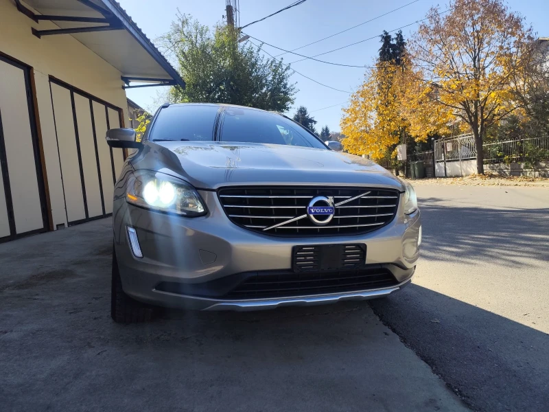 Volvo XC60 D5 AWD(4х4) R-DESIGN MOMENTUM FaceLift KayLess go , снимка 1 - Автомобили и джипове - 47865314