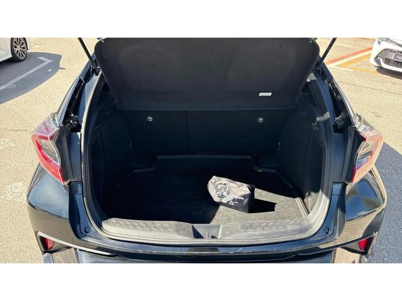 Toyota C-HR 1.8HSD LOUNGE, снимка 10 - Автомобили и джипове - 56375584
