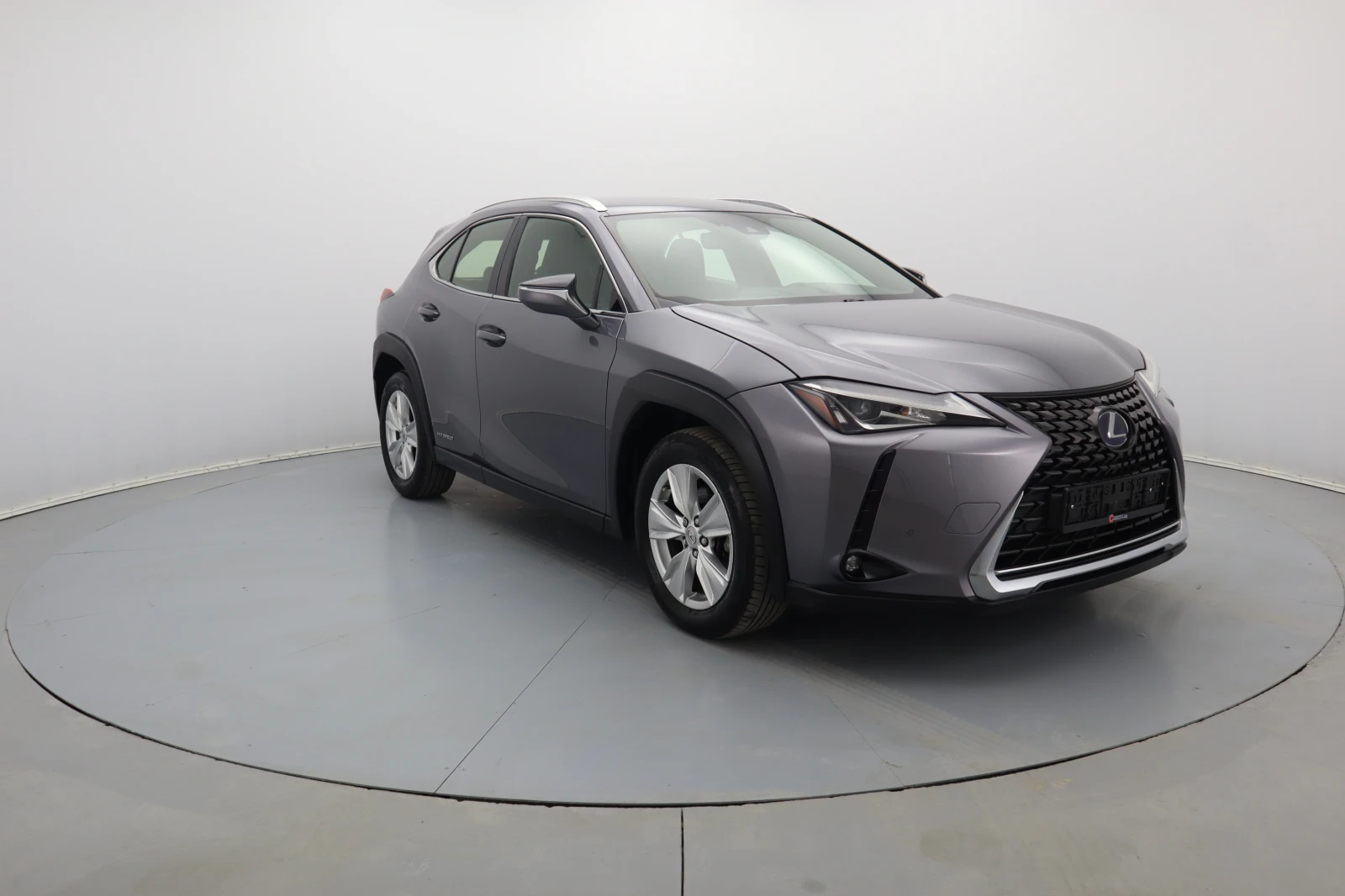 Lexus UX 250h   - изображение 3