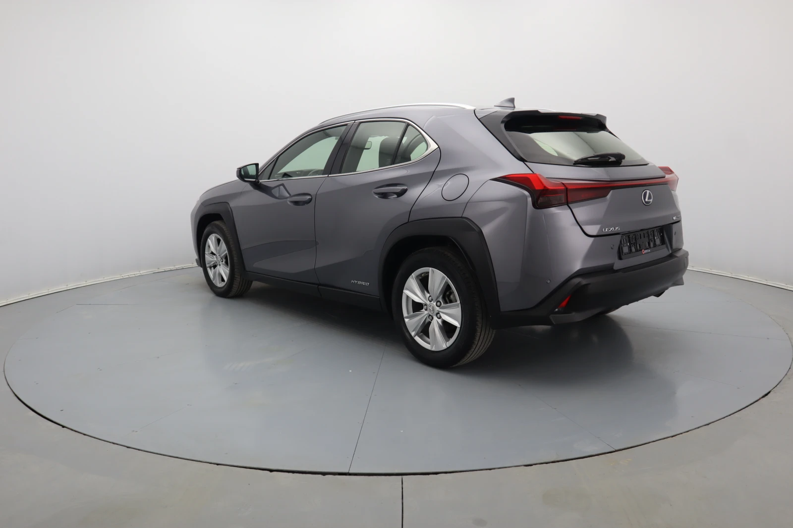 Lexus UX 250h   - изображение 4