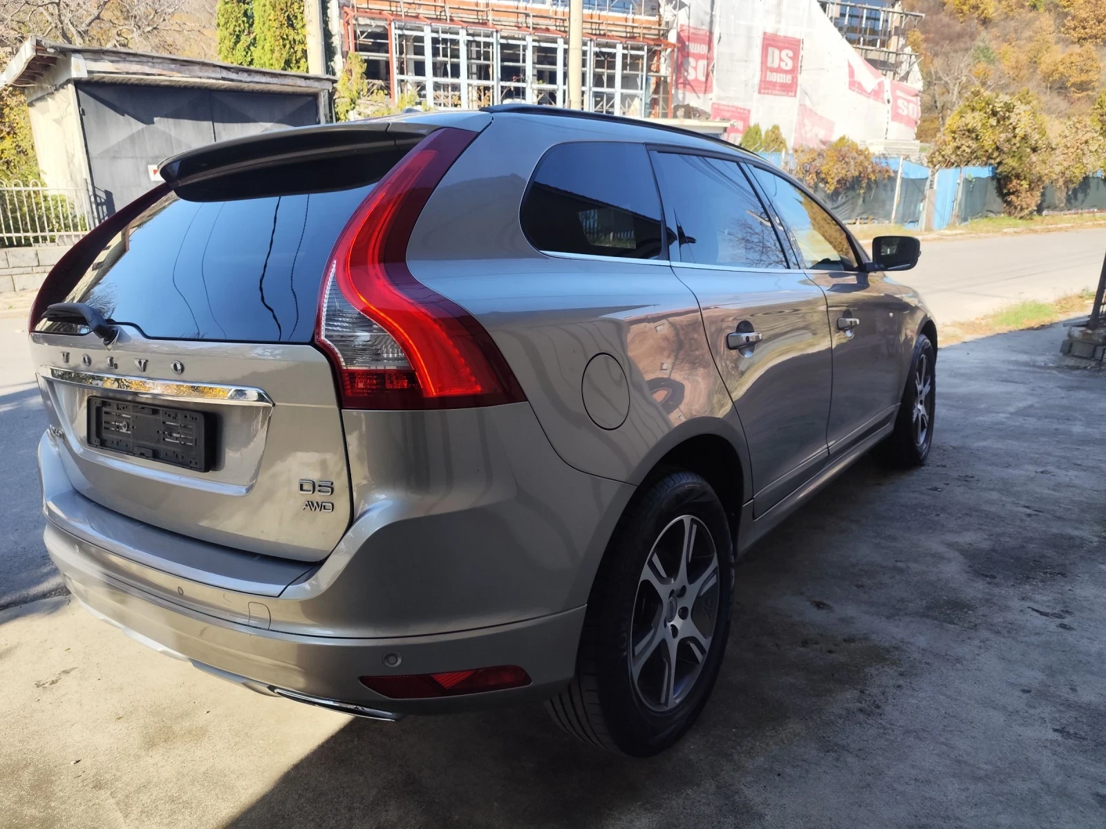 Volvo XC60 D5 AWD(4х4) R-DESIGN MOMENTUM FaceLift KayLess go  - изображение 7