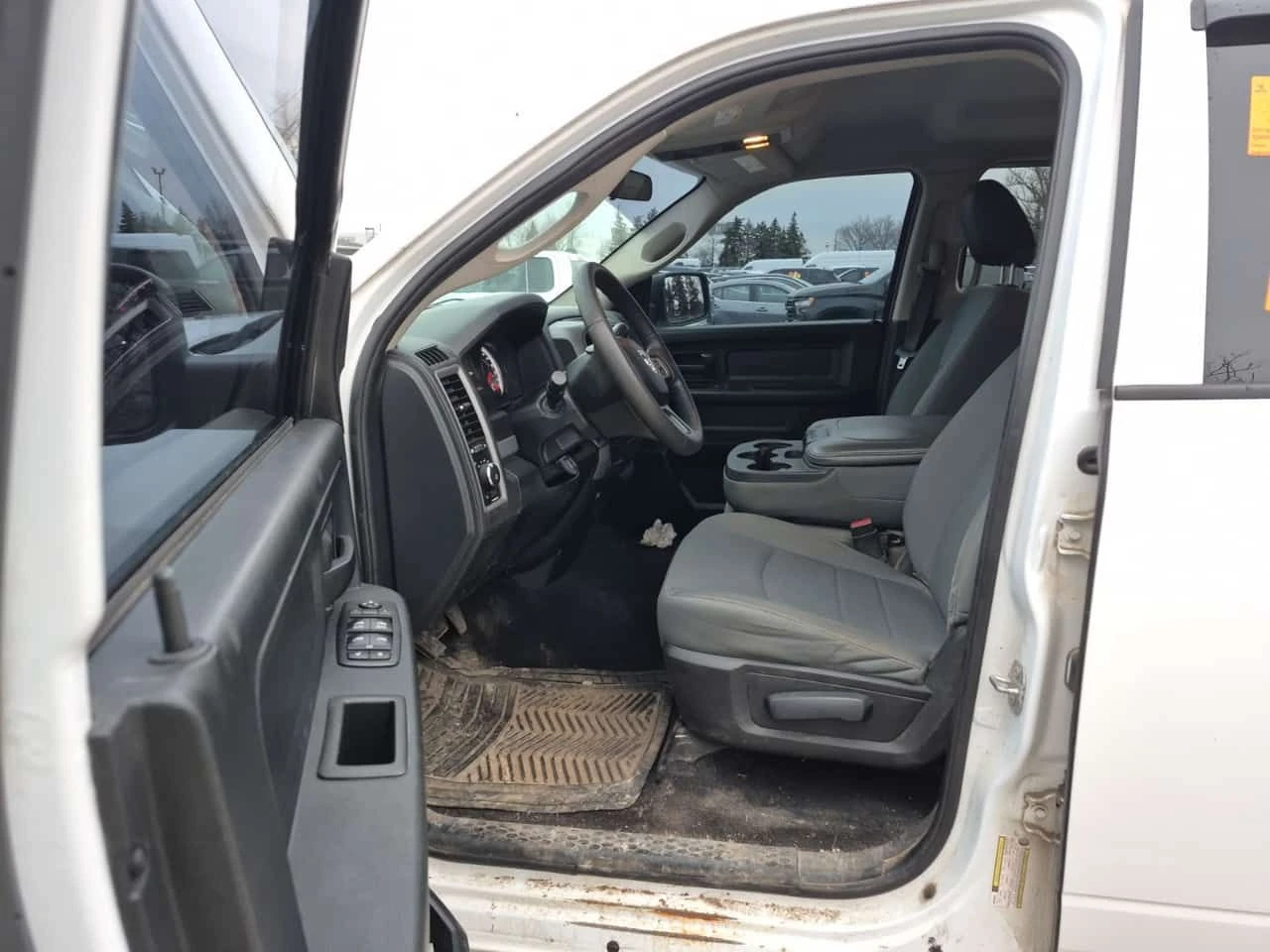 Dodge RAM 1500 * EXPRESS * CARFAX * ЦЕНА ДО БГ, снимка 5 - Автомобили и джипове - 54080774